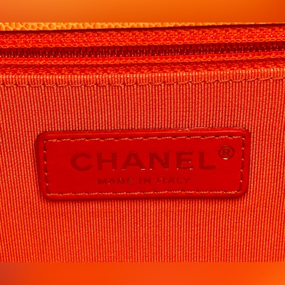 ❌SOLD!🔥CHANEL•Ombre Caviar Skin Quilted Bag Small - Picture 9 of 10